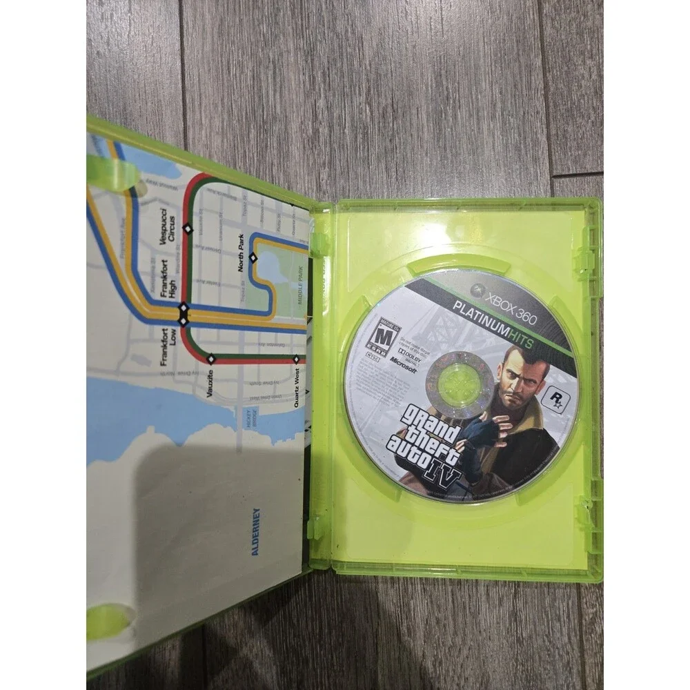 Grand Theft Auto IV (Microsoft Xbox 360) Tested Great Condition Poster Included